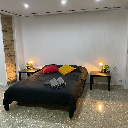 Homestay Tirant Lo Blanc *