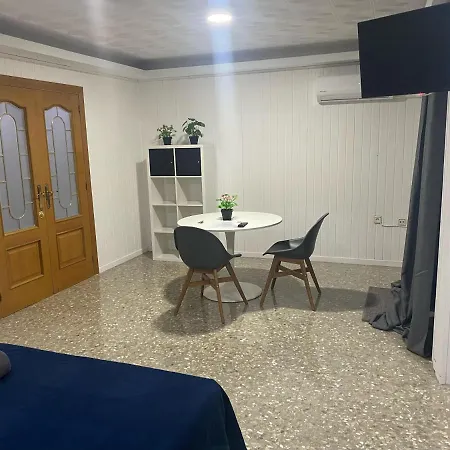 Homestay Tirant Lo Blanc